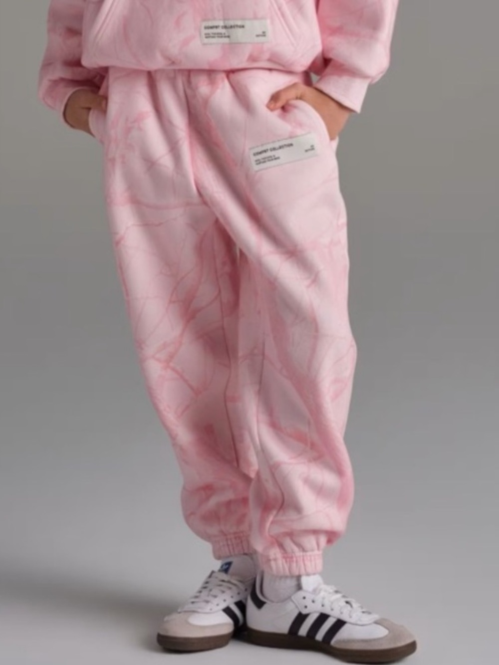 Comfrt Kids Pink Camo Print Sweatpants